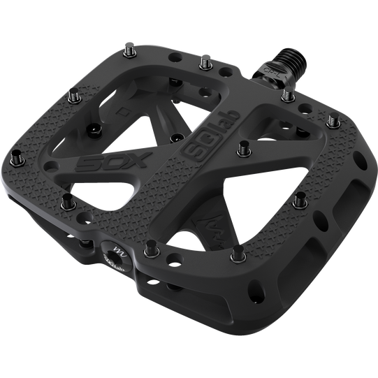 SQlab 5OX MTB platform pedal in black with replaceable pins and fiber-reinforced composite body