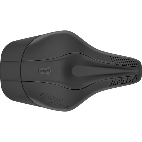 SQlab 613 ERGOWAVE® R Carbon triathlon saddle in black, top view