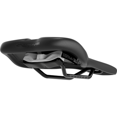 SQlab 610 ERGOLUX active Fahrradsattel in schwarz mit Wellenform und Active-Technologie