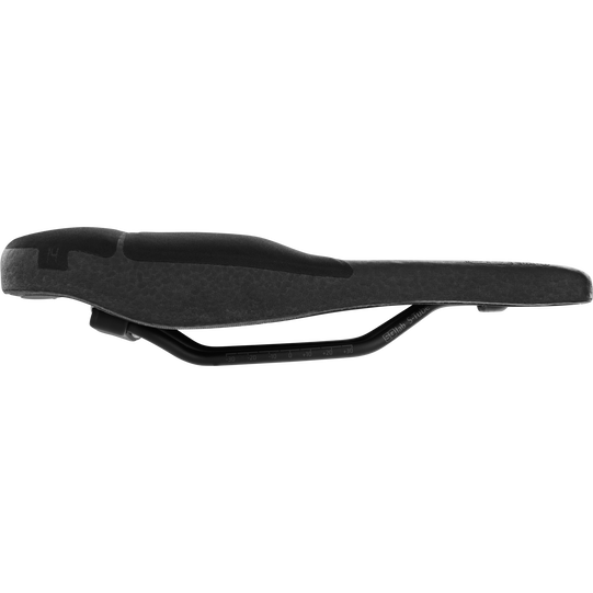 SQlab 610 Infinergy M-D active bike saddle in black, side view