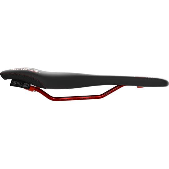 SQlab 611 Ergowave active ltd. Enjoy MTB saddle in black with red rails, side profile view