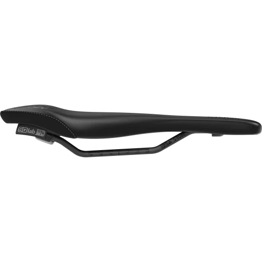 SQlab 611 ERGOWAVE active 2.1 MTB saddle in black, side profile view