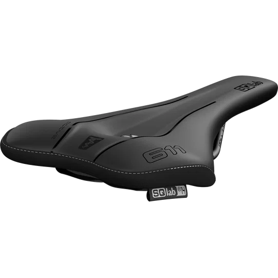 SQlab 611 ERGOWAVE® active 2.1 MTB saddle in black with ergonomic wave profile