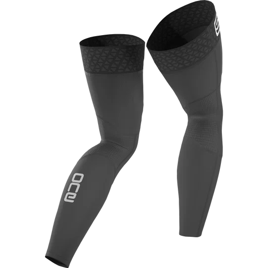 SQlab cycling leg warmers in charcoal black with compression fit and reflective logo