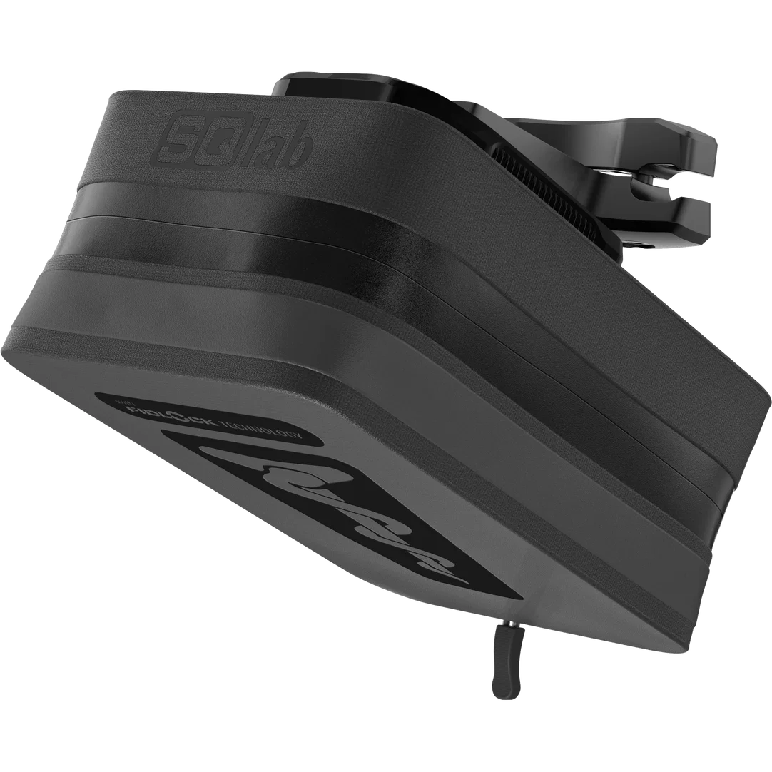 SQlab Saddle Bag Fidlock® 0.5 l in black with magnetic quick-release adapter