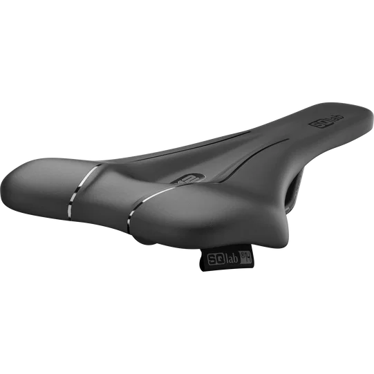 SQlab 612 ERGOWAVE® bicycle saddle in dark graphite with central pressure-relief channel