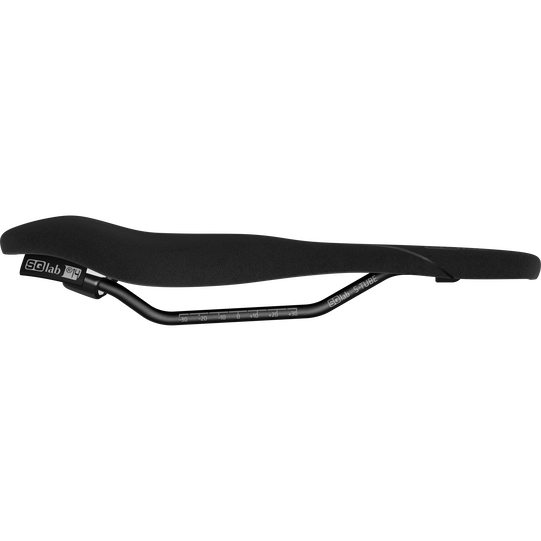 SQlab 614 ERGOWAVE® active 2.1 S'Qantara gravel saddle in black, side view