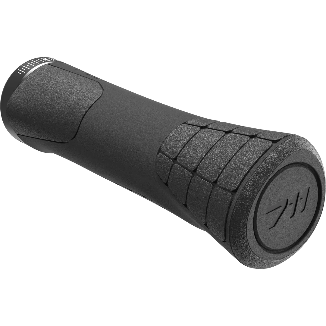SQlab 711 Tech Trail 2.1 ergonomic lock-on handlebar grip in black