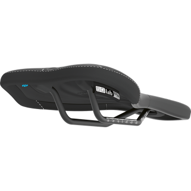 SQlab 611 Ergowave active MTB saddle 14cm in black, side view showing active rail pivot system