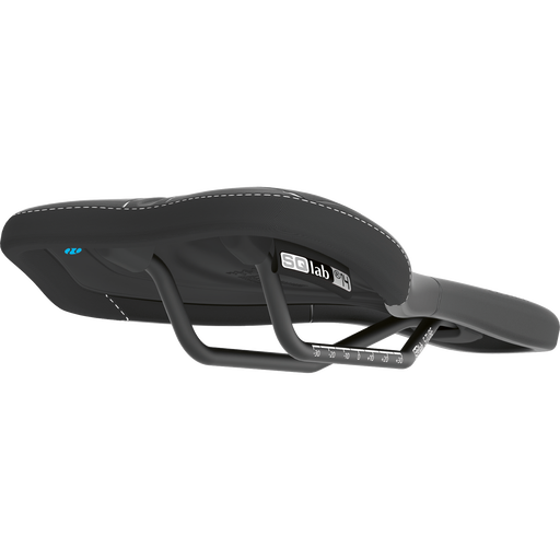 SQlab 611 Ergowave active MTB saddle 14cm in black, side view showing active rail pivot system