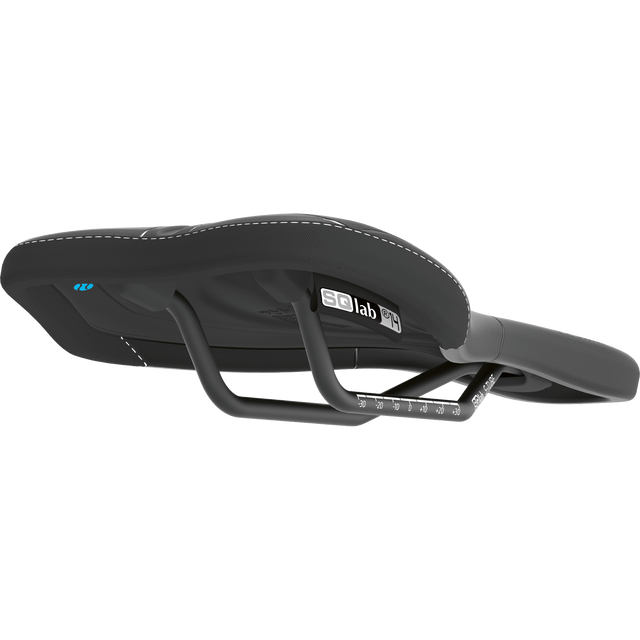 SQlab 611 Ergowave active MTB saddle 14cm in black, side view showing active rail pivot system