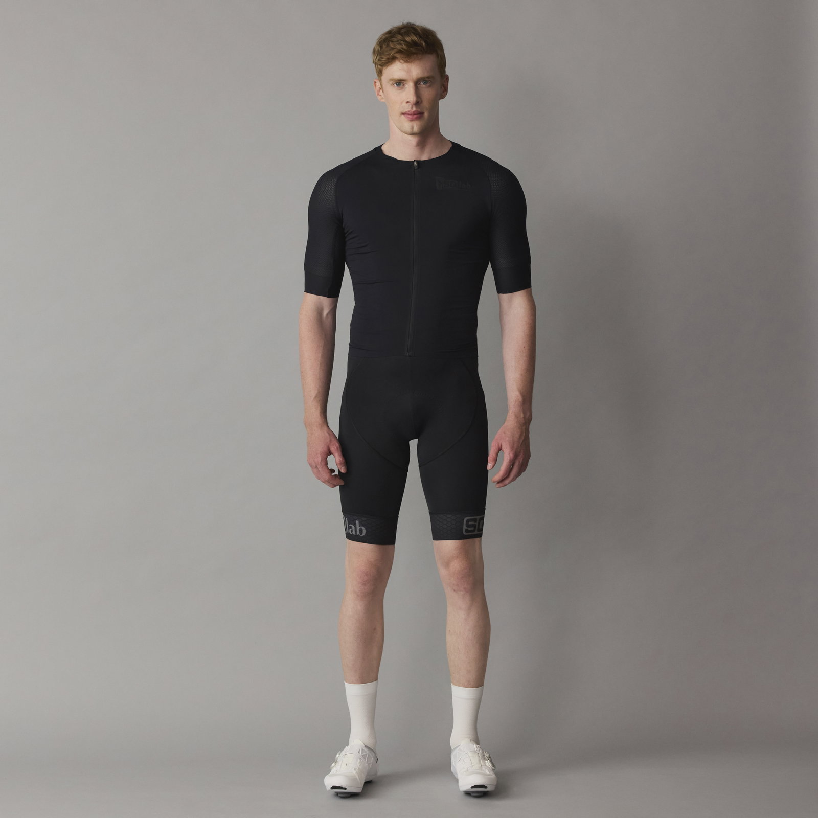 SQlab ONE11 bib shorts in black for mountain biking – unisex fit with SQ-Pad 11 chamois and hip protectors