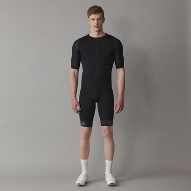 SQlab ONE11 bib shorts in black for mountain biking – unisex fit with SQ-Pad 11 chamois and hip protectors