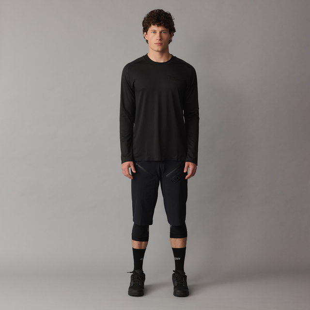 SQlab_Shorts-ONE-OX-unisex_Product-Pictures_5