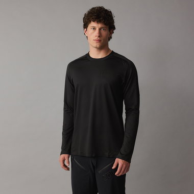 SQlab ONE OX long-sleeve mountain bike jersey in black with laser-cut ventilation for mountain biking