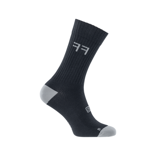 SQlab ONE11 2.0 unisex MTB cycling socks in charcoal black and light grey for mountain biking