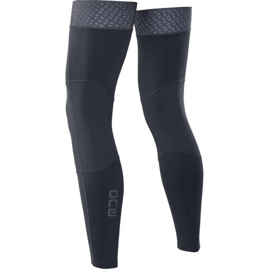 SQlab cycling leg warmers in anthracite black with geometric gripper cuff, pair front view