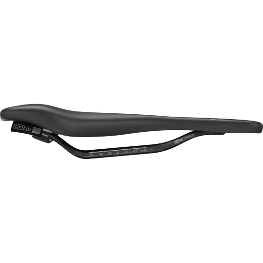 SQlab 612 ERGOWAVE active 2.1 Carbon saddle in matte black, side profile with carbon rails