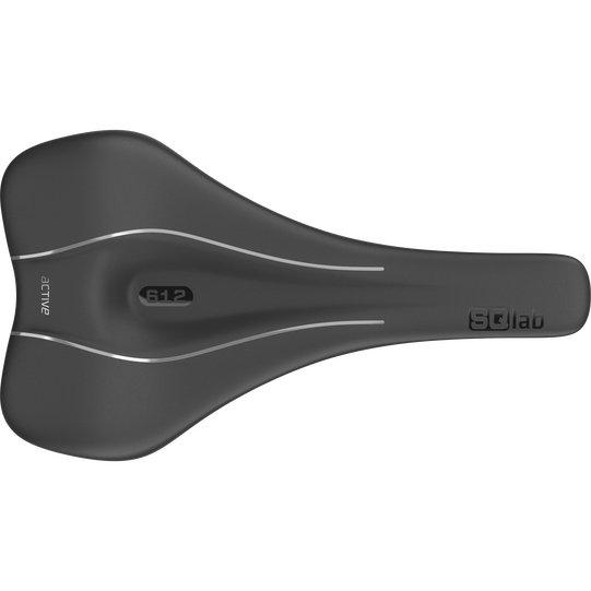 SQlab 612 ERGOWAVE active 2.1 Carbon Fahrradsattel in schwarz mit zentralem Entlastungskanal