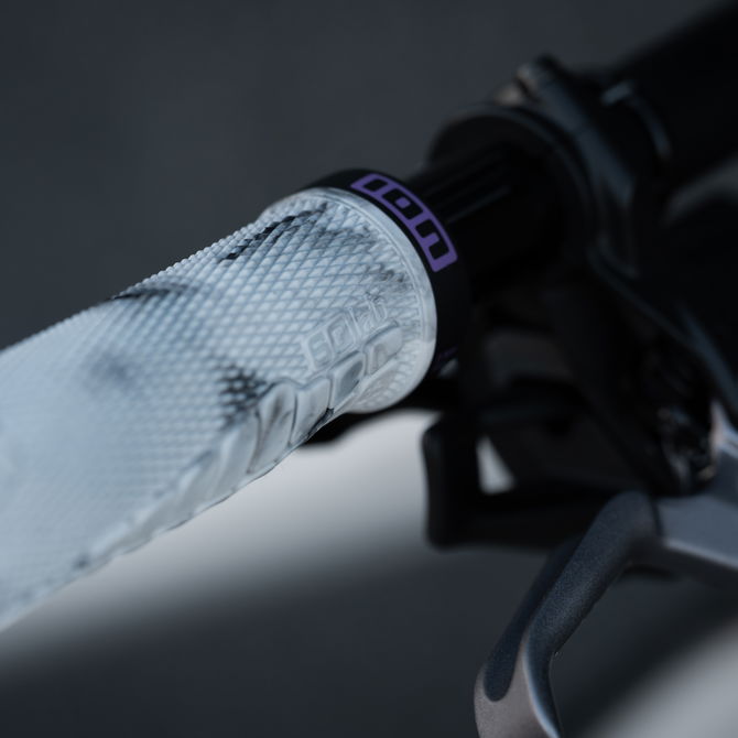 SQlab_7OX-Pro-2.0-ltd.-ION_Product-Pictures_7