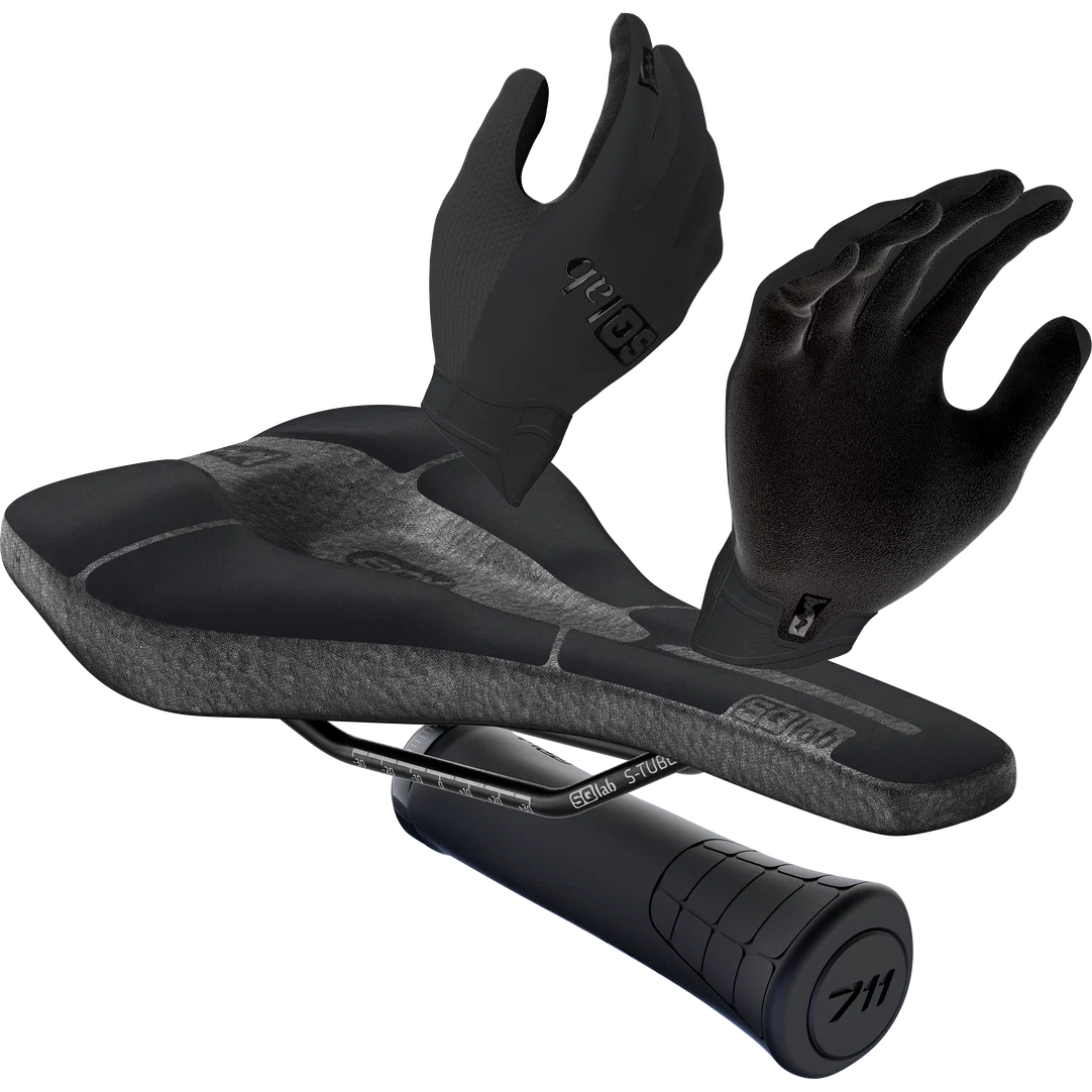 SQlab MTB Plus bundle saddle, grips and gloves in black and anthracite
